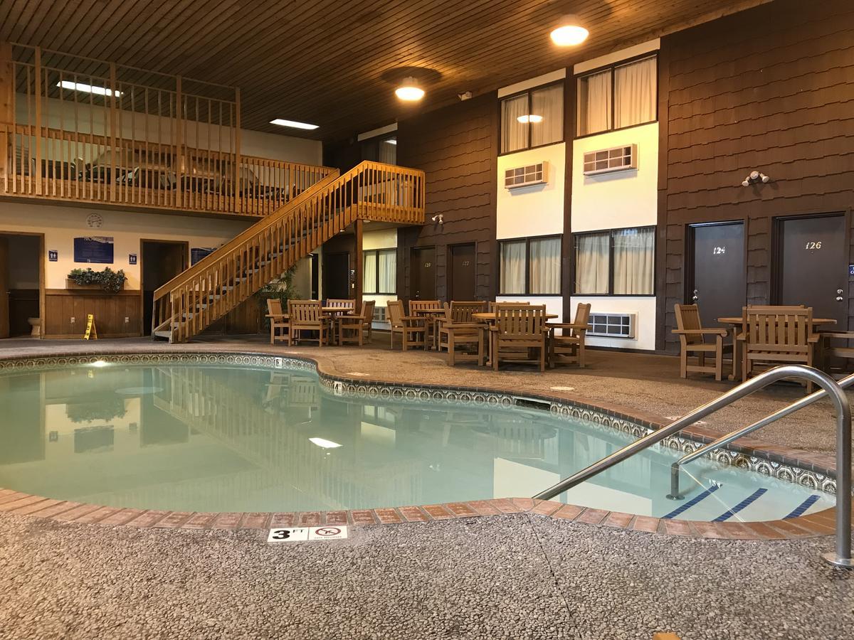 Superior Inn Exterior foto
